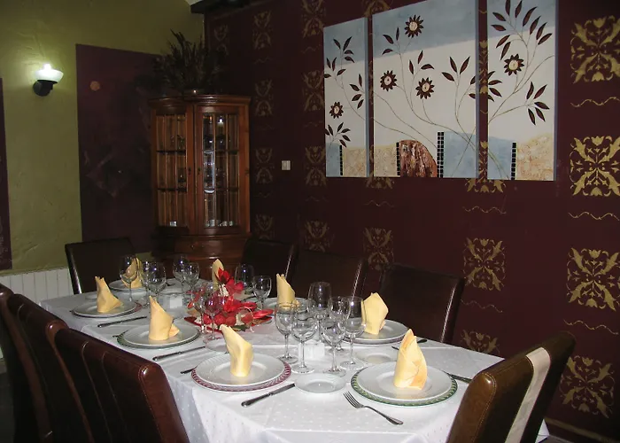 بيت ضيافة El Golobar