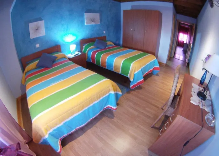 El Golobar ゲストハウス 2*